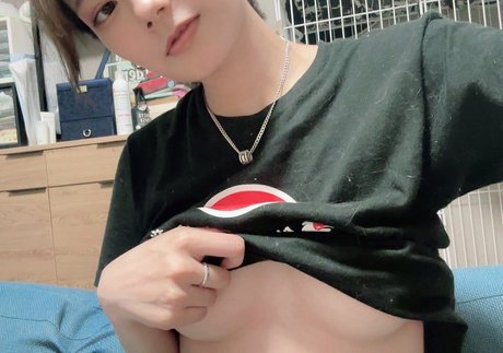 menmenman 39 sexy pornstar photo