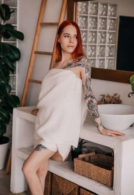 Denly model beautiful photo