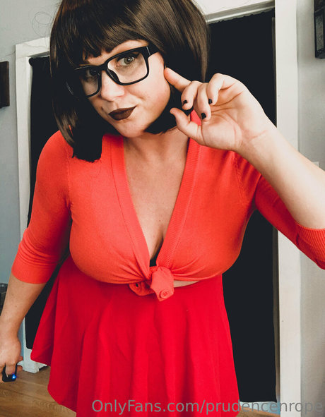 prudencenrope star nude photos