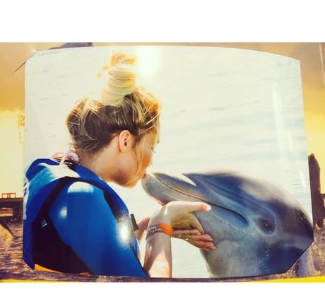 Amber BeIarski model top image