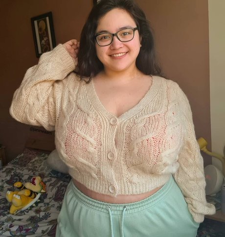 janineaam hot model pictures