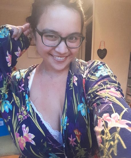 janineaam star nudes photo