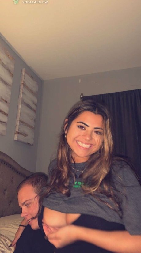 Vicky Escobar model art pics