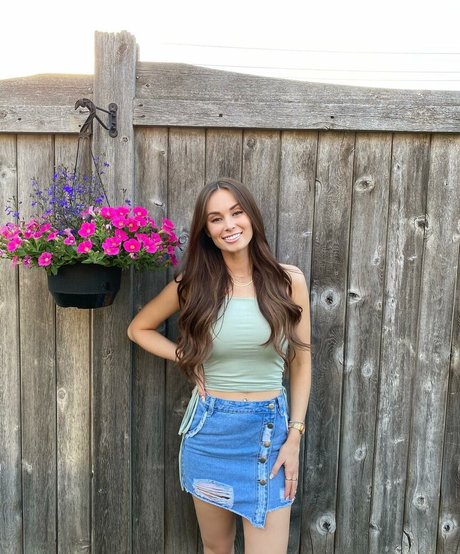 pov threesome onlyfans hot sex picture