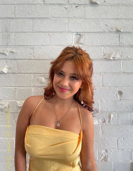 blazingggblaiseee model best photos