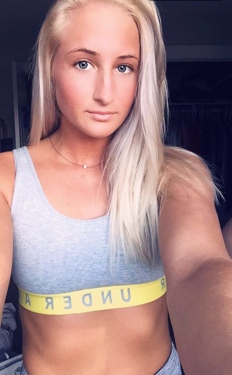 Sarah Shubert pornographic model images