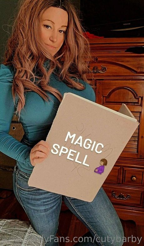 cutybarby top star photo