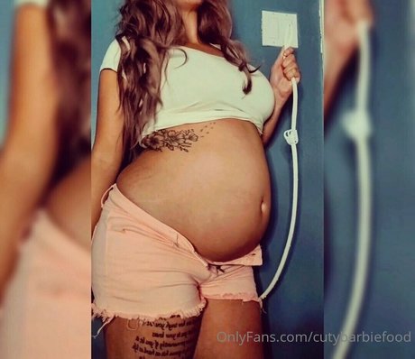 cutybarby exclusive star image