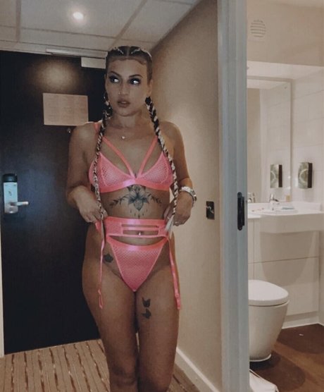 kerrieessex beautiful pornstar photo