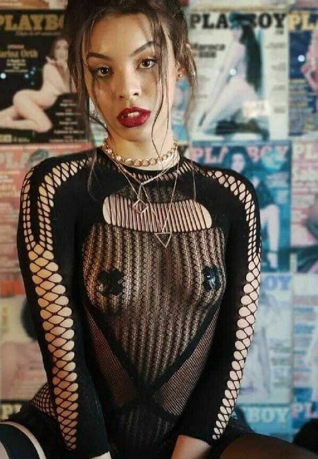 Tiabrit adult actress pics