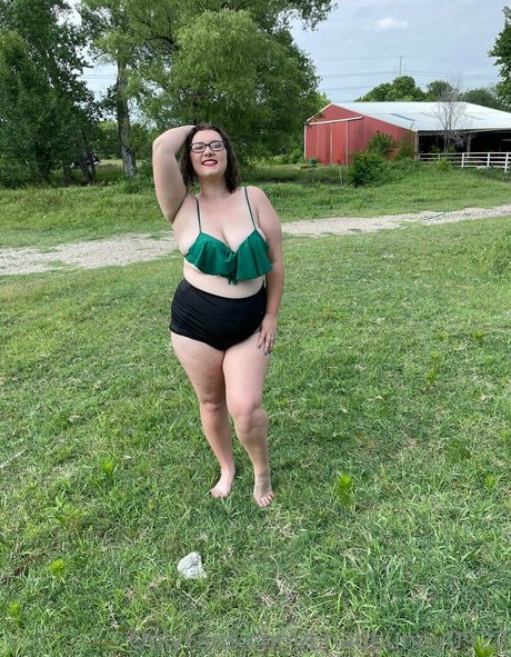 bhadbunny0927 star porn pictures