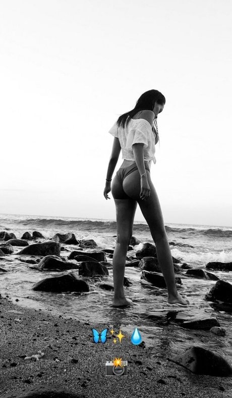 jaruwanzehrer pornstar nude picture