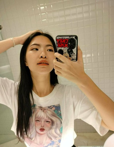 vanillalingx model erotic pictures