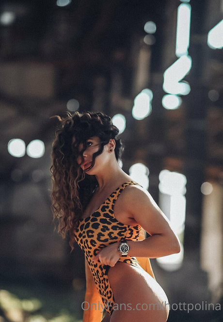 hottpolina sex star photo