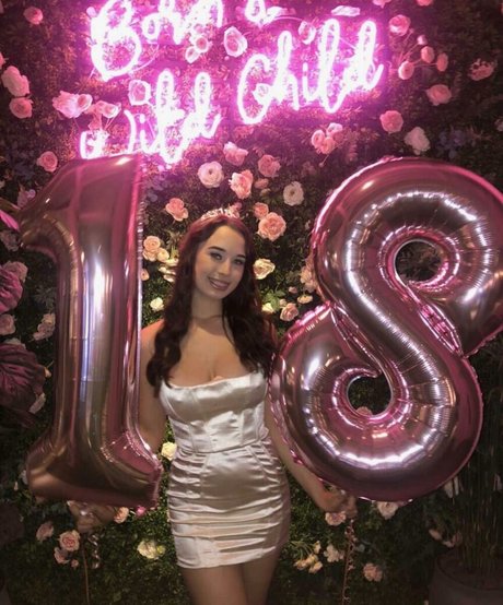 Anna Langley naked pornstar photo