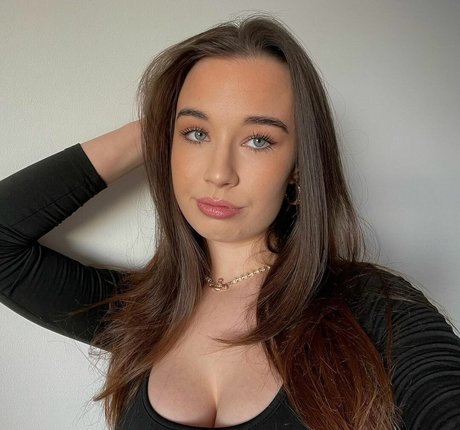 Anna Langley pornstar erotic photos