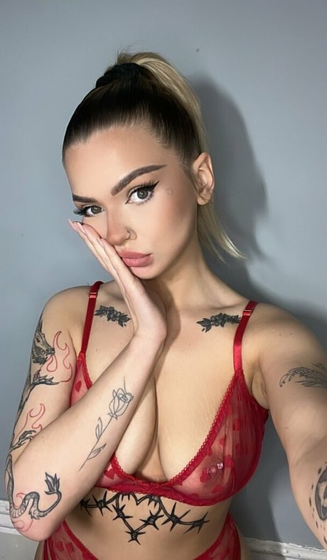 nadziejkax pornographic model archive