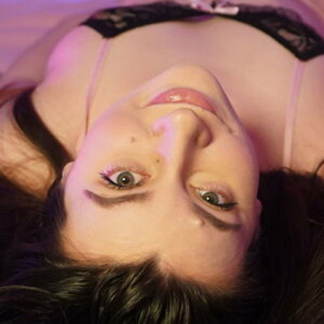 arielking69 pornstar hot picture