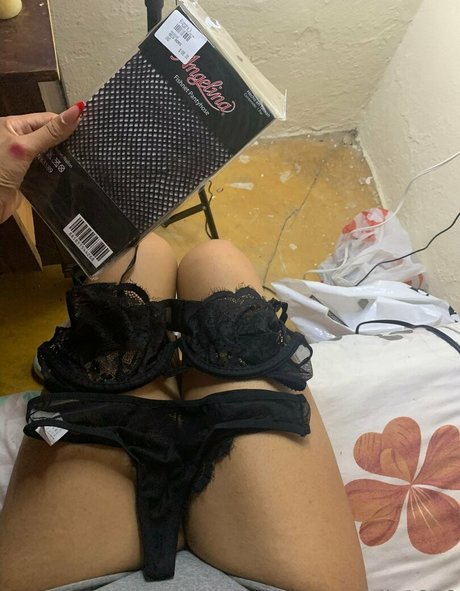 Melisa Taveras model adult archive