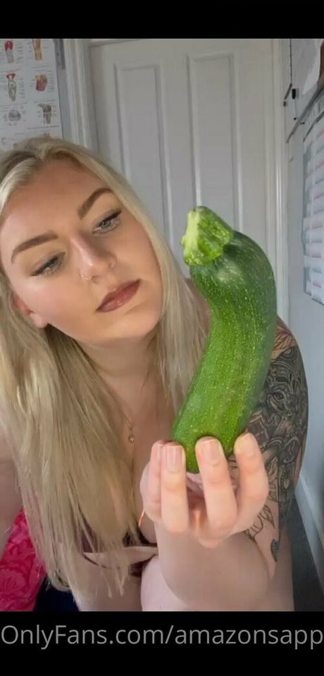 amazonsapphirestone nudes star galleries