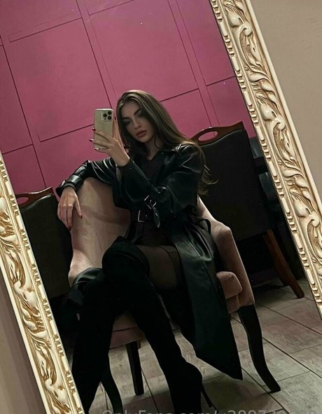 annie minor xxx star galleries