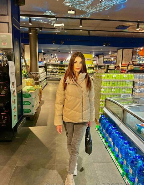 annie minor Profile pic