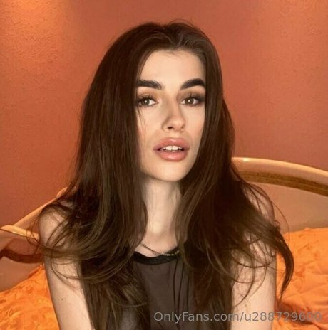 annie minor sexy pornstar img