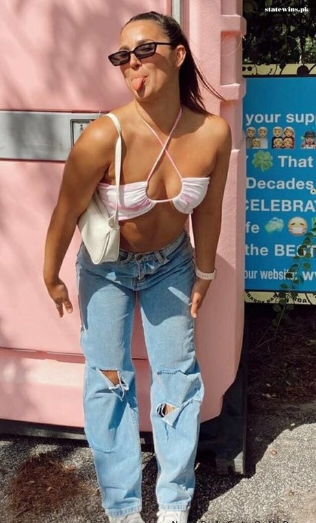 Annika Becker Quick model image