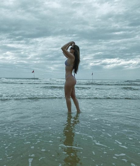 anapvivian star naked images