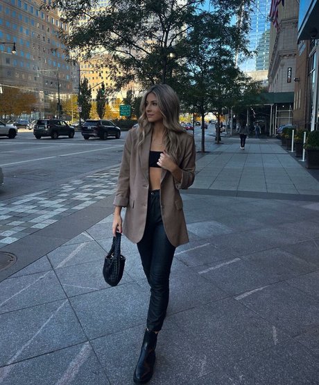 Hailey Lower beautiful star images