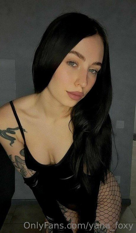 yanafoxy free sex model img