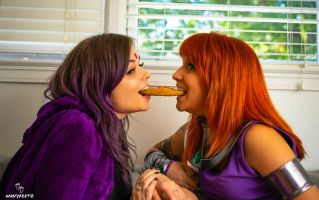 sweetpeacheslane model naked photos