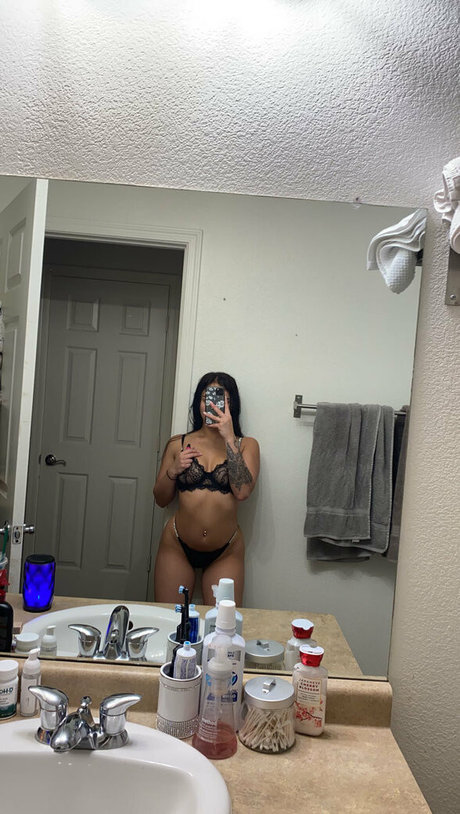 Lilibaby18 perfect pornstar img