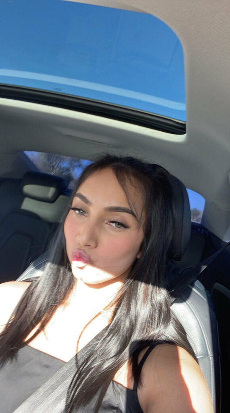 Lilibaby18 pornstar pics