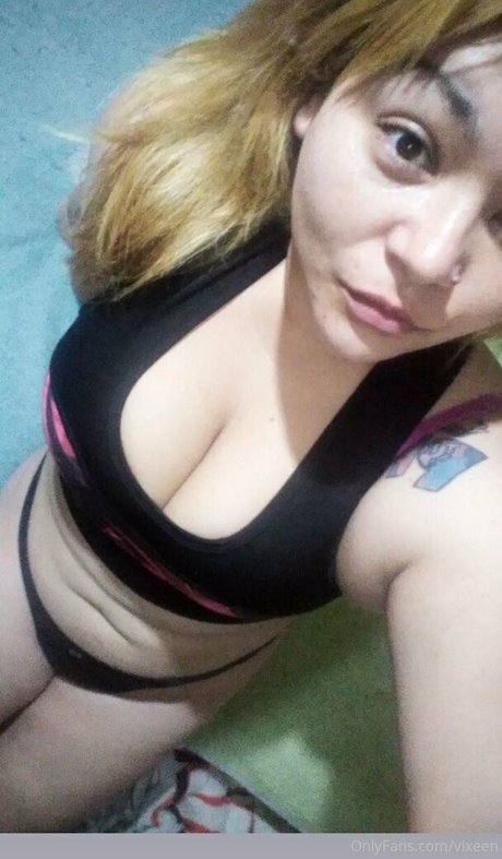 vixeen nude star images
