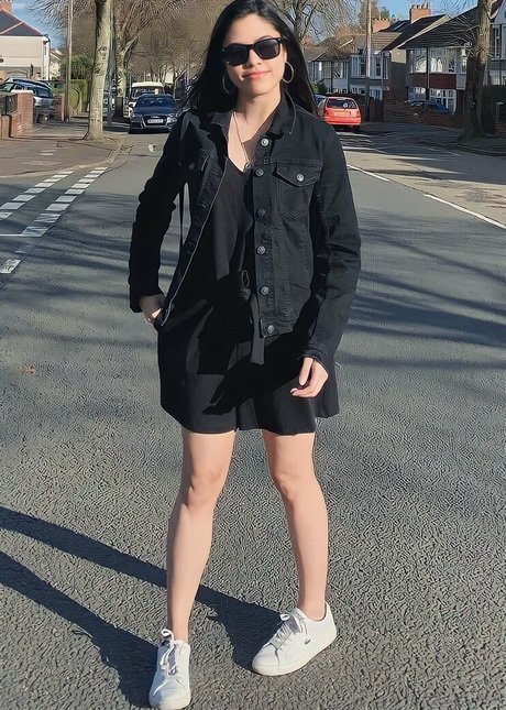 Crystalst high quality model picture