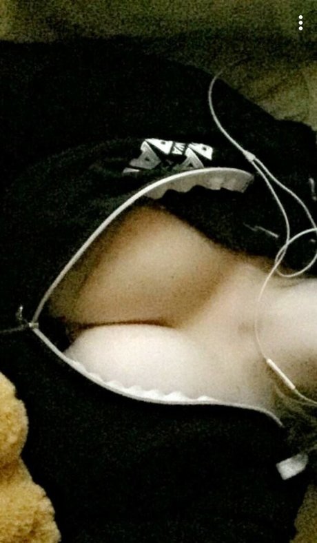 RipMika perfect actress img