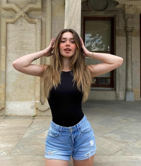 Melike Saygin model beautiful archive