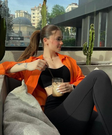 Melike Saygin best star image