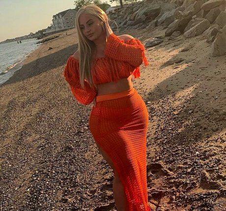 Ivoryyyyy model adult gallery