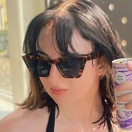 Femmeren model perfect img