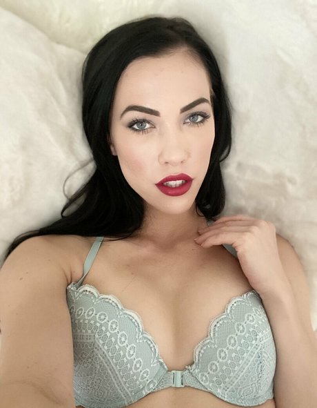 dianagracex model perfect archive