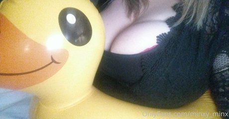 minxy minx free star img
