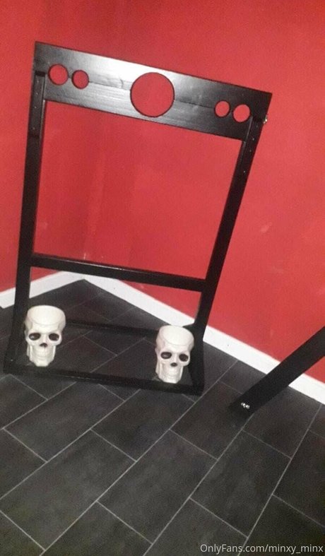 minxy minx adult model galleries