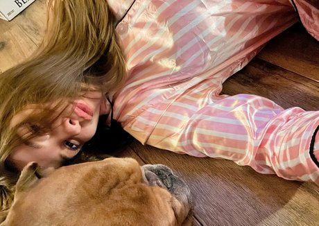 male onlyfans top picture