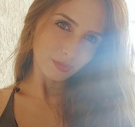 Gabi Mendes best pornstar img