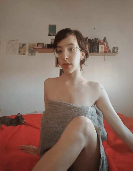 skinny shemale onlyfans hot xxx pic