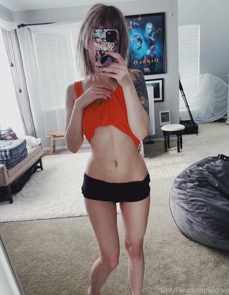 Bloodraven model erotic image