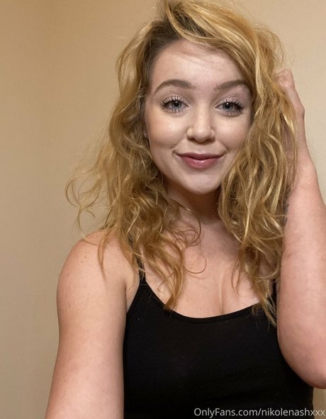 Nikole Nash pretty actress picture