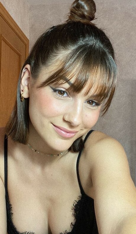 Miriam Villoria sexy actress photos